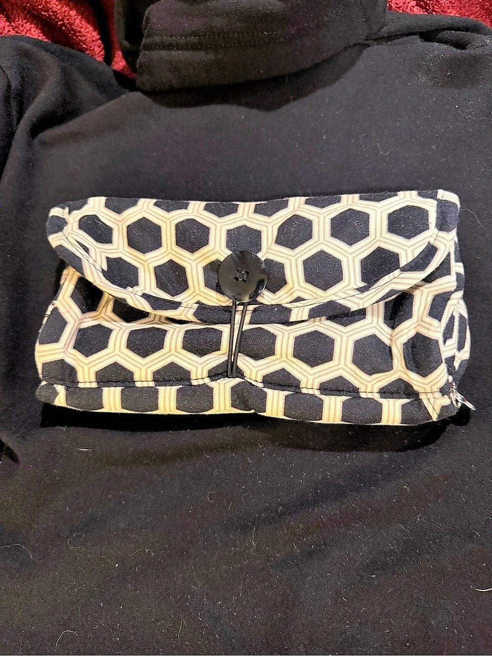 Enchante’ Accessories Inc. Fold-Up Travel Bag Cosmetic Pouch Black & Cream